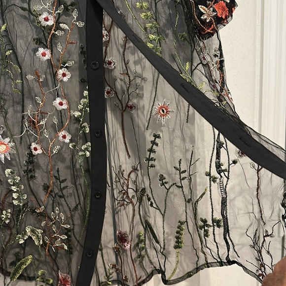 MANFINITY Black Sheer Top with Floral Embroidery - Picture 8 of 8